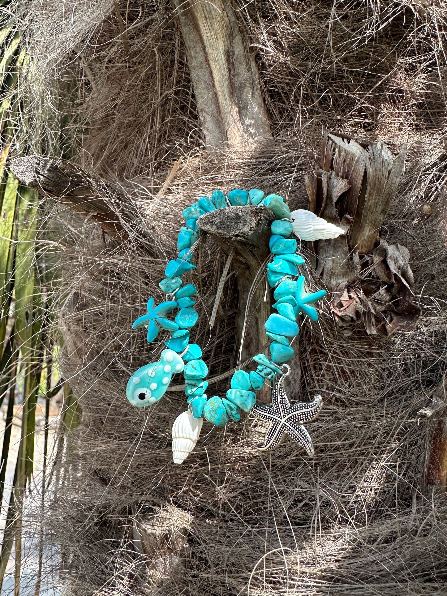 Bracciale del mare turchese pesciolino