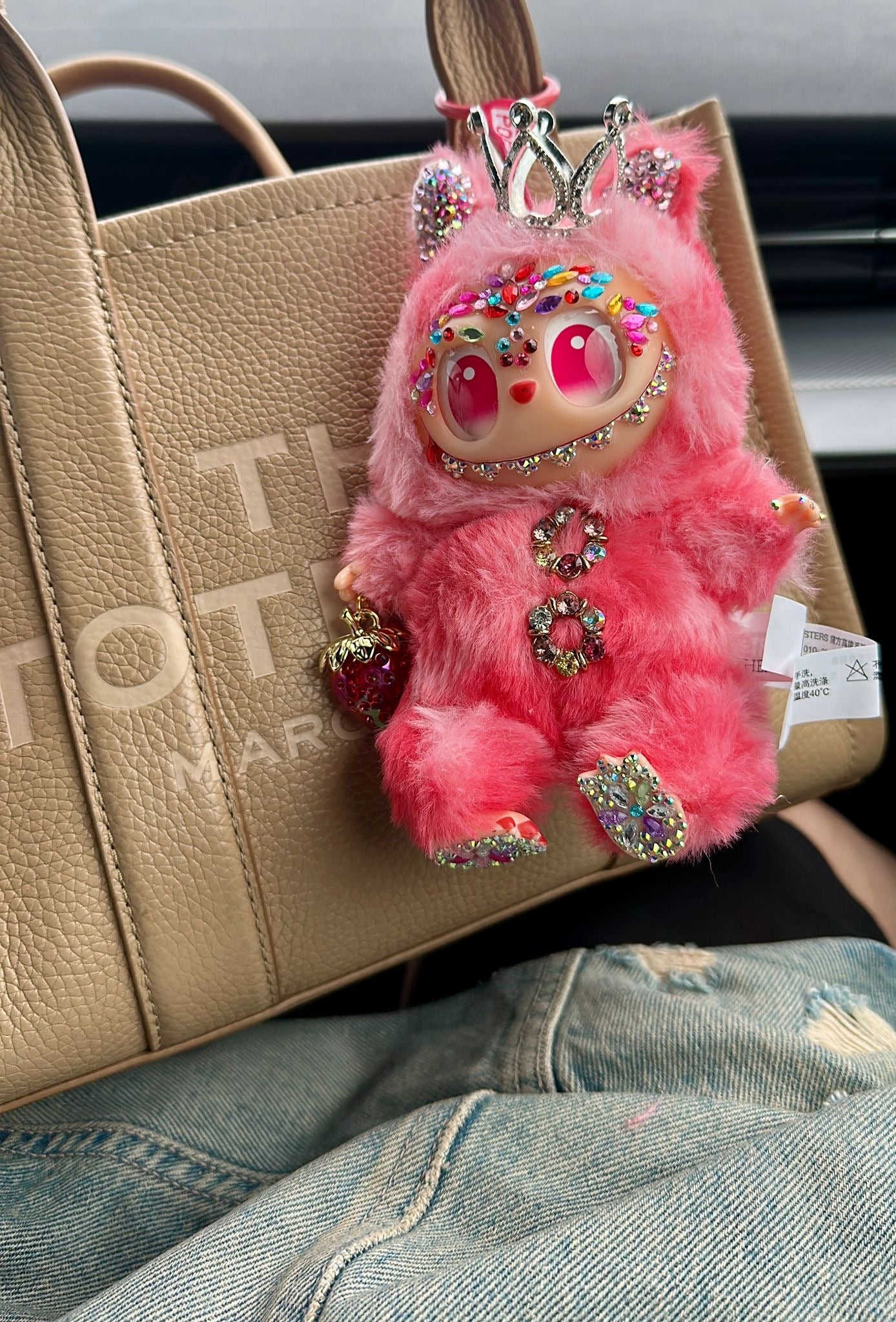 Charmsbag Labubu Sparkle Fucsia