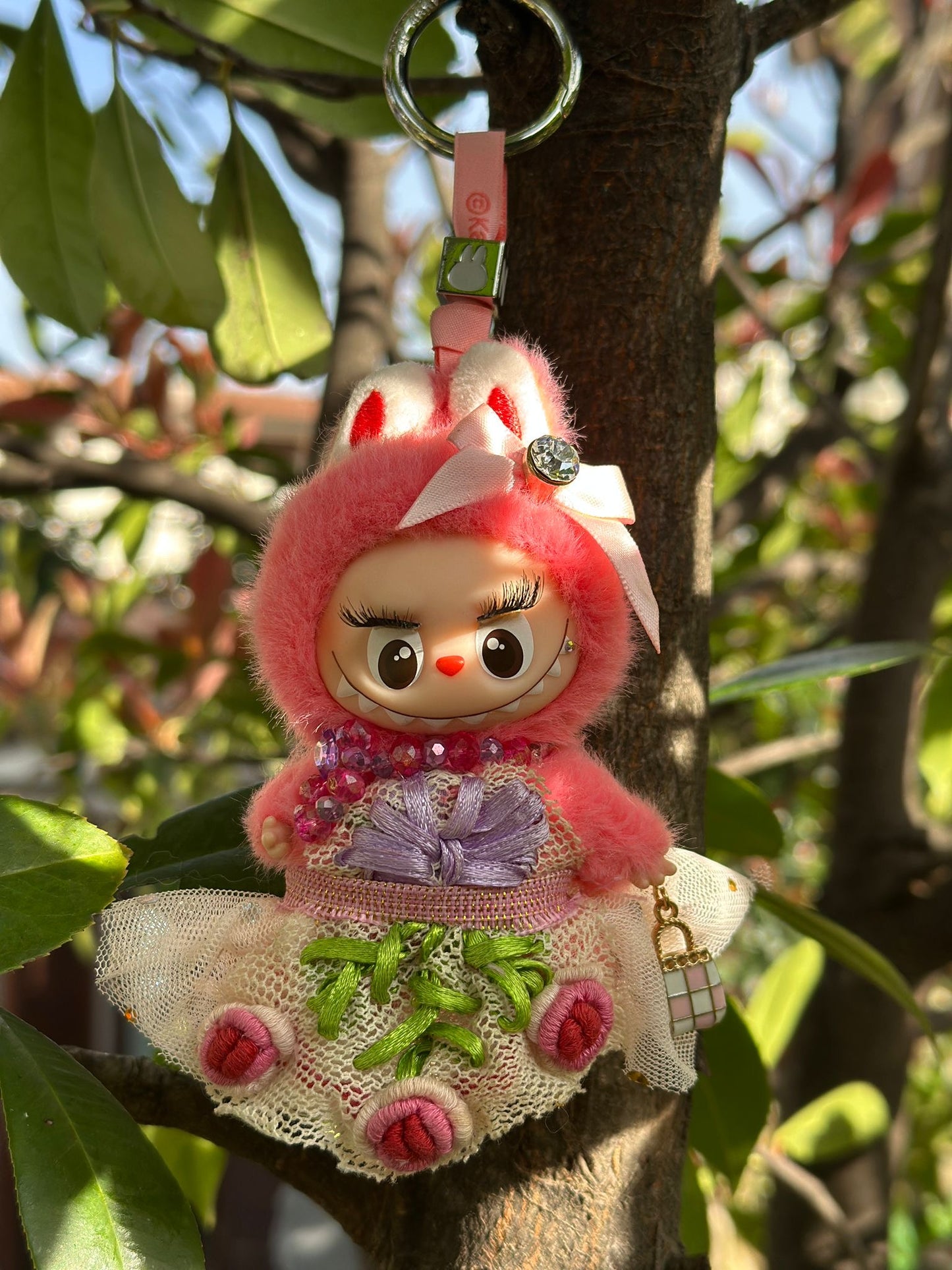 Charmbag Pin for Love fucsia lettera N