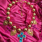La religiosa oro fucsia
