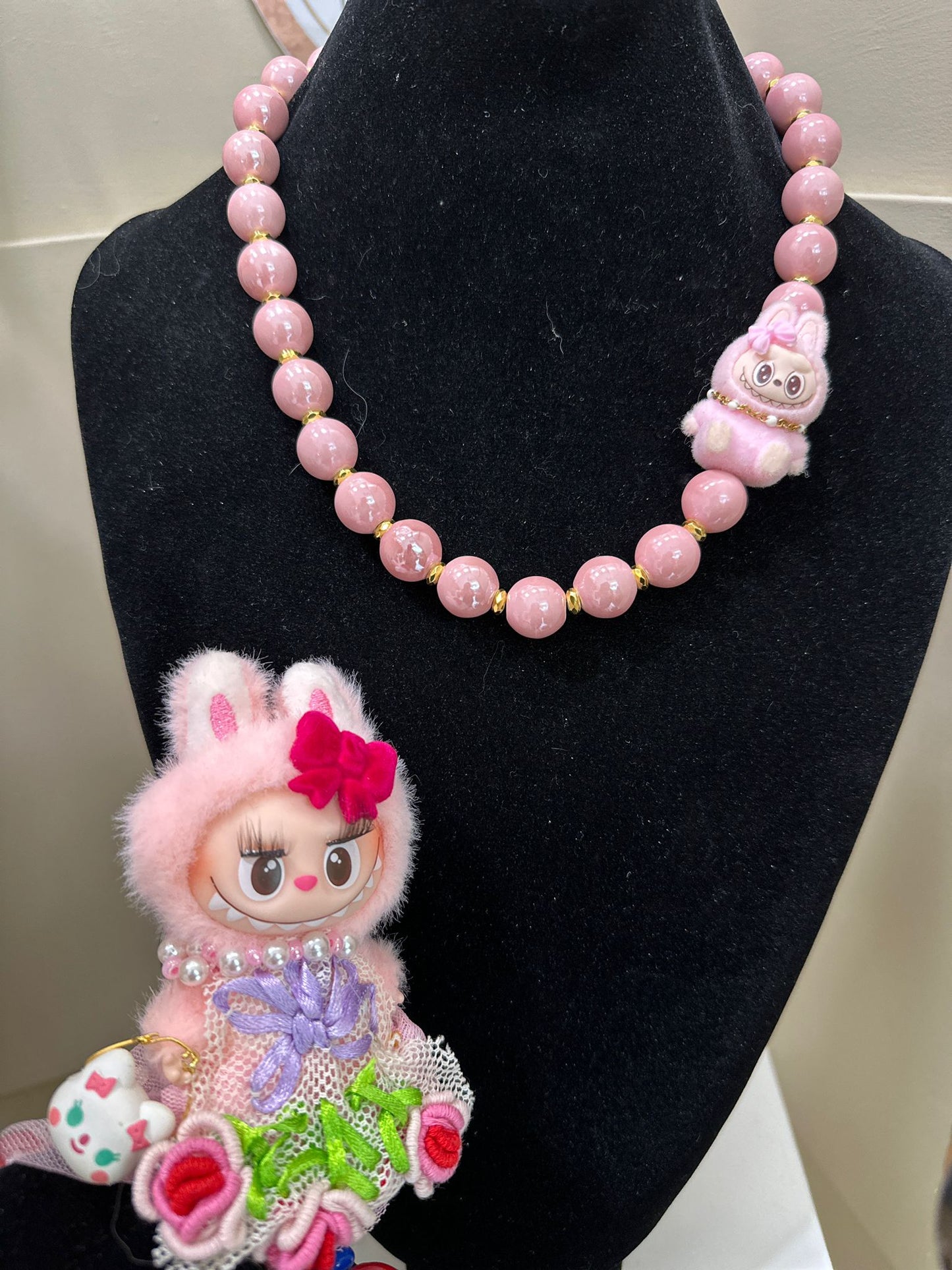 Charmbag Pin for Love Pink lettera U