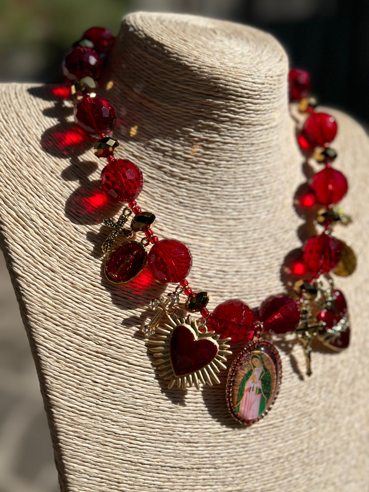 Collana Sacro Cuore Rosso