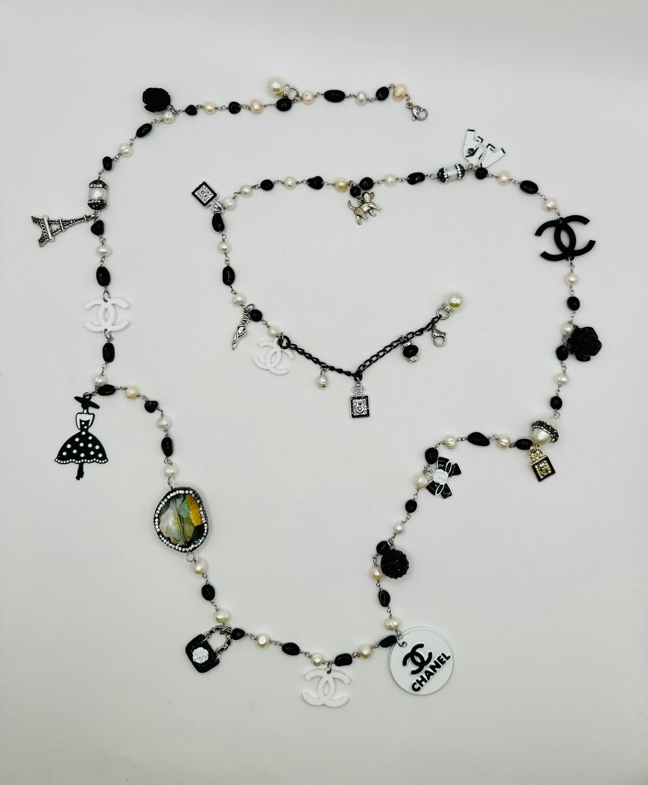 Collana Versatile Nera