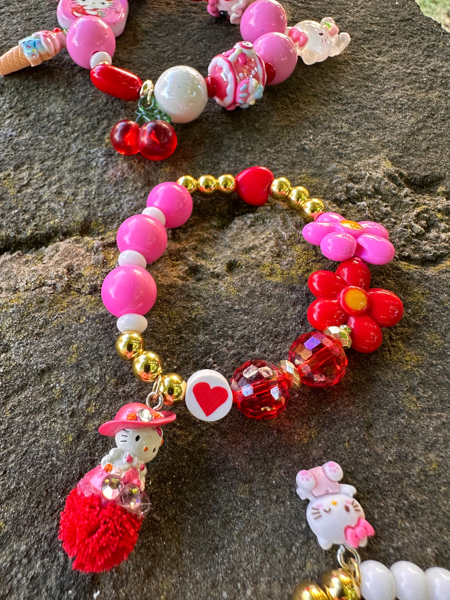Red pink hallo kitty